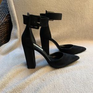 Steve Madden heel